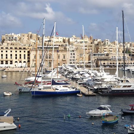 Entire Senglea Seaview Town House Villa Exterior photo